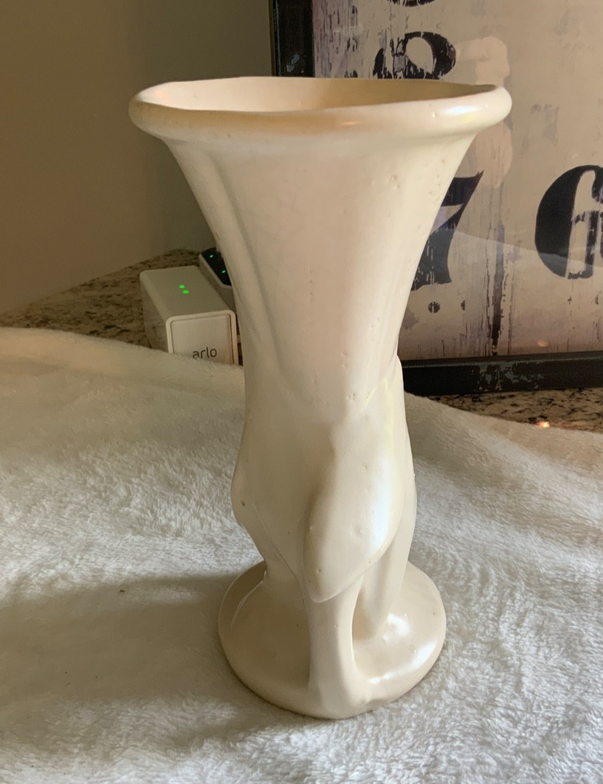 McCoy Art Pottery Matte White Arrowleaf Vase 7 3/4” Tall Vintage