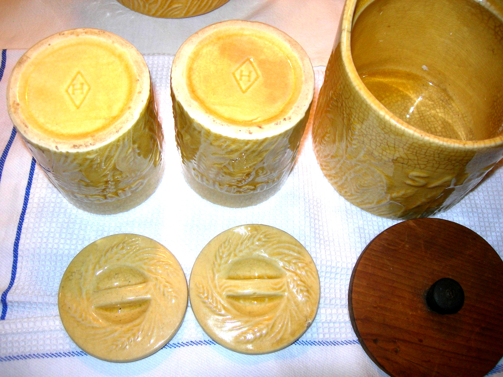 Antique Hull Pottery 9 pc Cannister Set Wheat Design RARE
