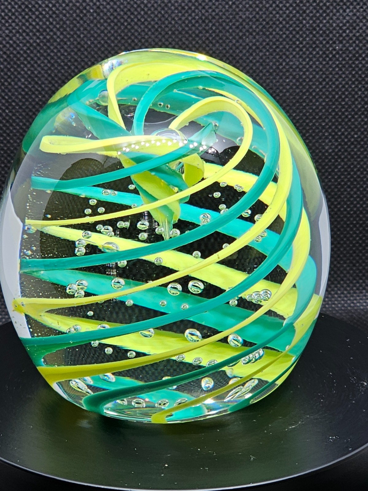 Paperweight Controlled Bubbles Green&Yellow Ribbons Liberty Bell 1776 Base Stamp