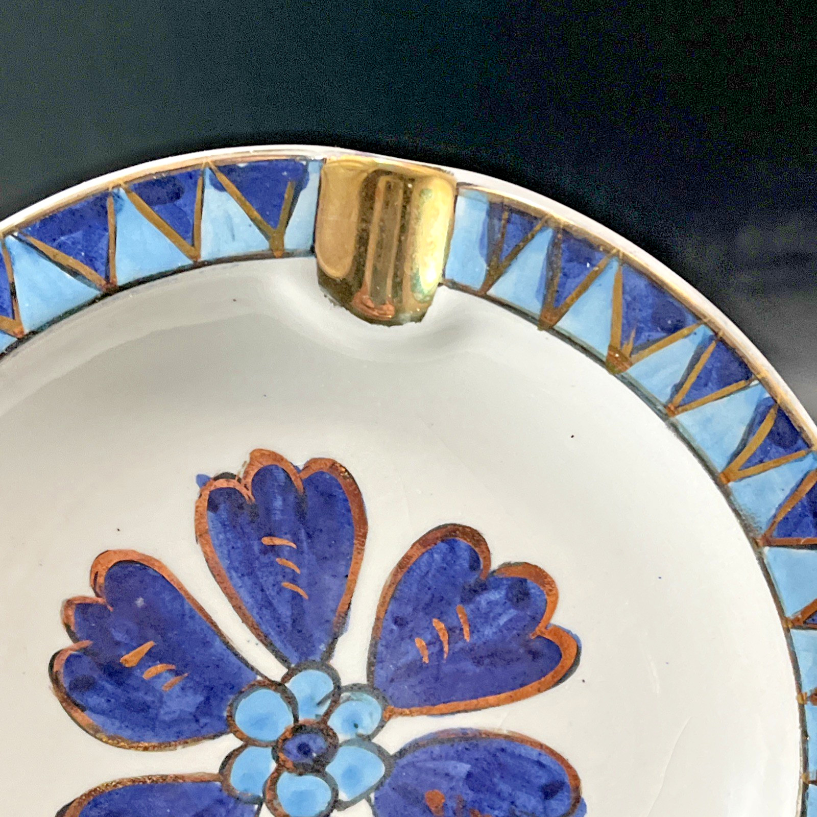 Apollon Keramik Rodoj Ash Tray Blue Cream Gold 5 3/8″ Diameter