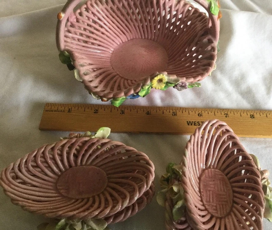 Antique Pink Lattice Ceramic Baskets Italy One 6″ Diameter & Four 4″x2.5″ Flower
