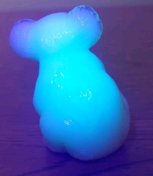 Vtg Boyd’s Crystal Art Glass Milk White HAZEL the KOALA Bear Marked EC UV Glow