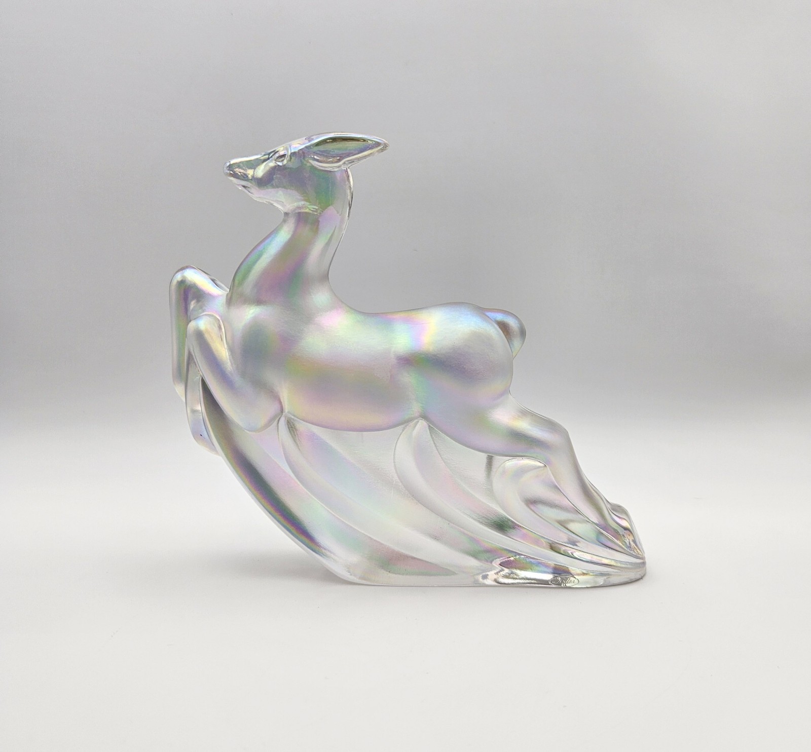 Fenton Reindeer French Iridescent Christmas Holiday Figurine 6″