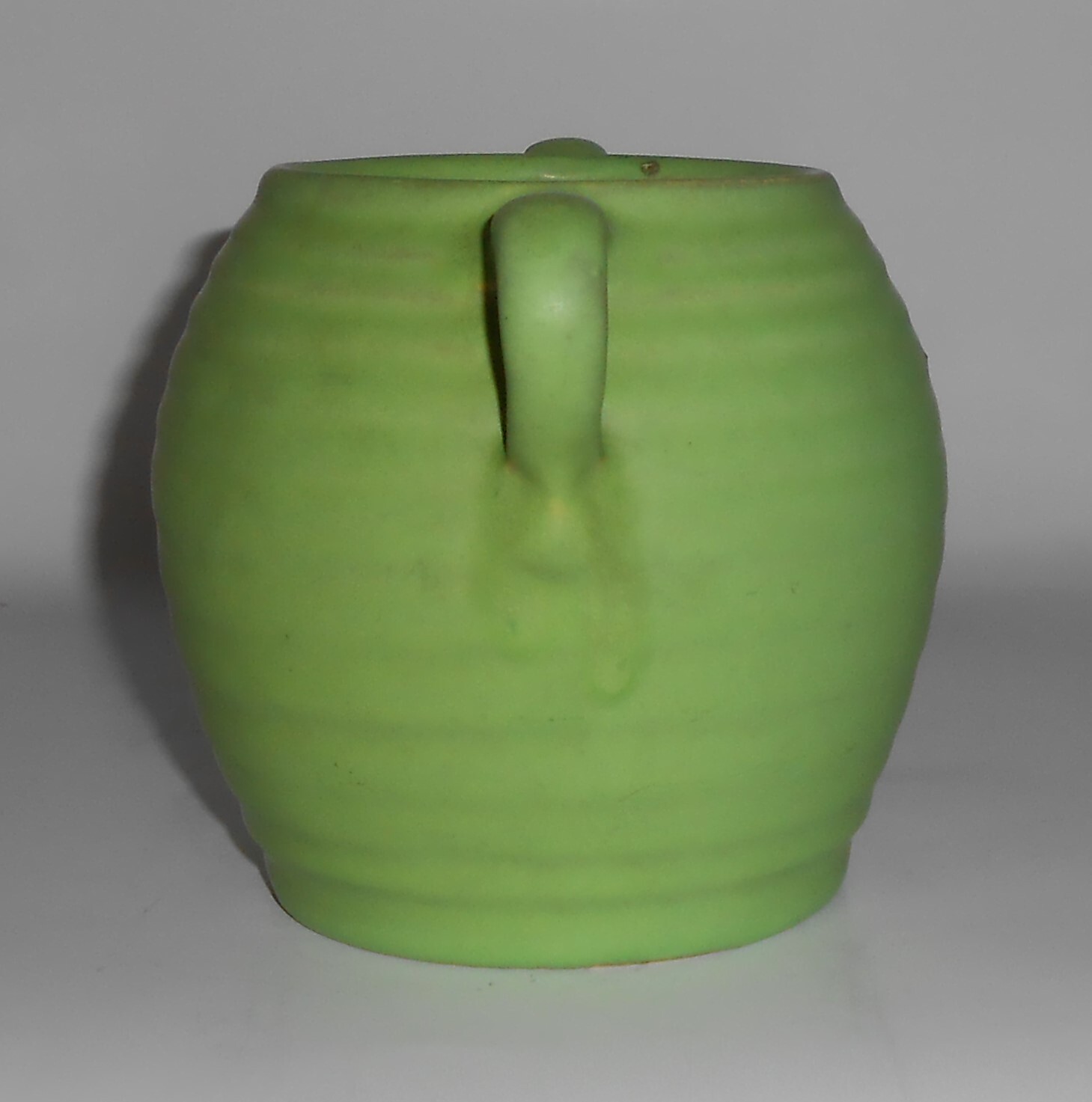 EARLY Camark Art Pottery #542 Matte Chartreuse Wheel Thrown Vase