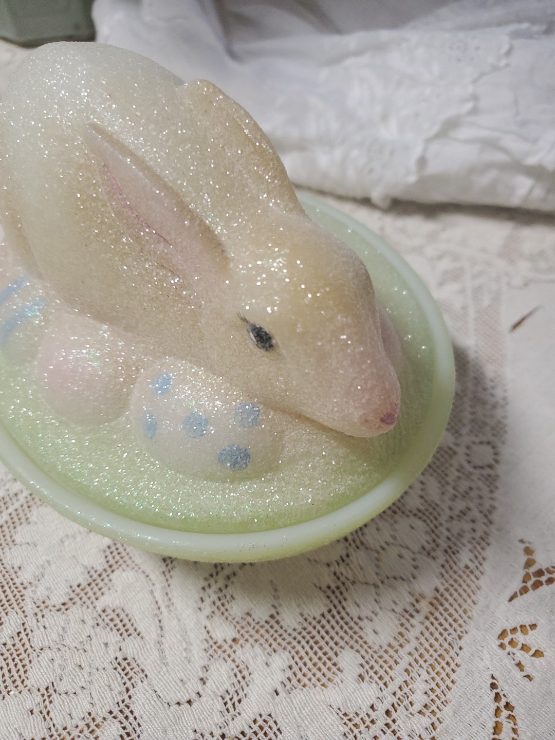 Fenton Bunny Rabbit on Nest Candy Dish Glitter All Over 4683 H3