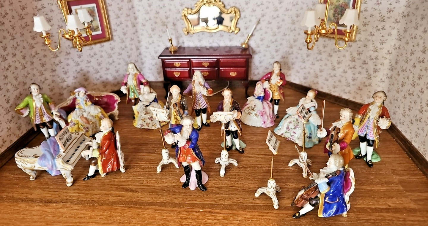 Volkstedt Royal Rudolstadt Sanssouci Musical Concert-MINIATURE Porcelain-17 Pcs