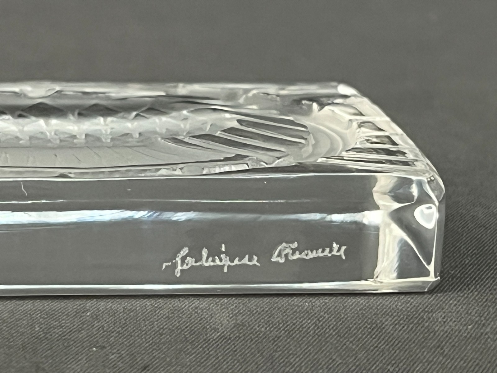 Lalique France Crystal THISTLE 3 1/4″ Paperweight: MINT