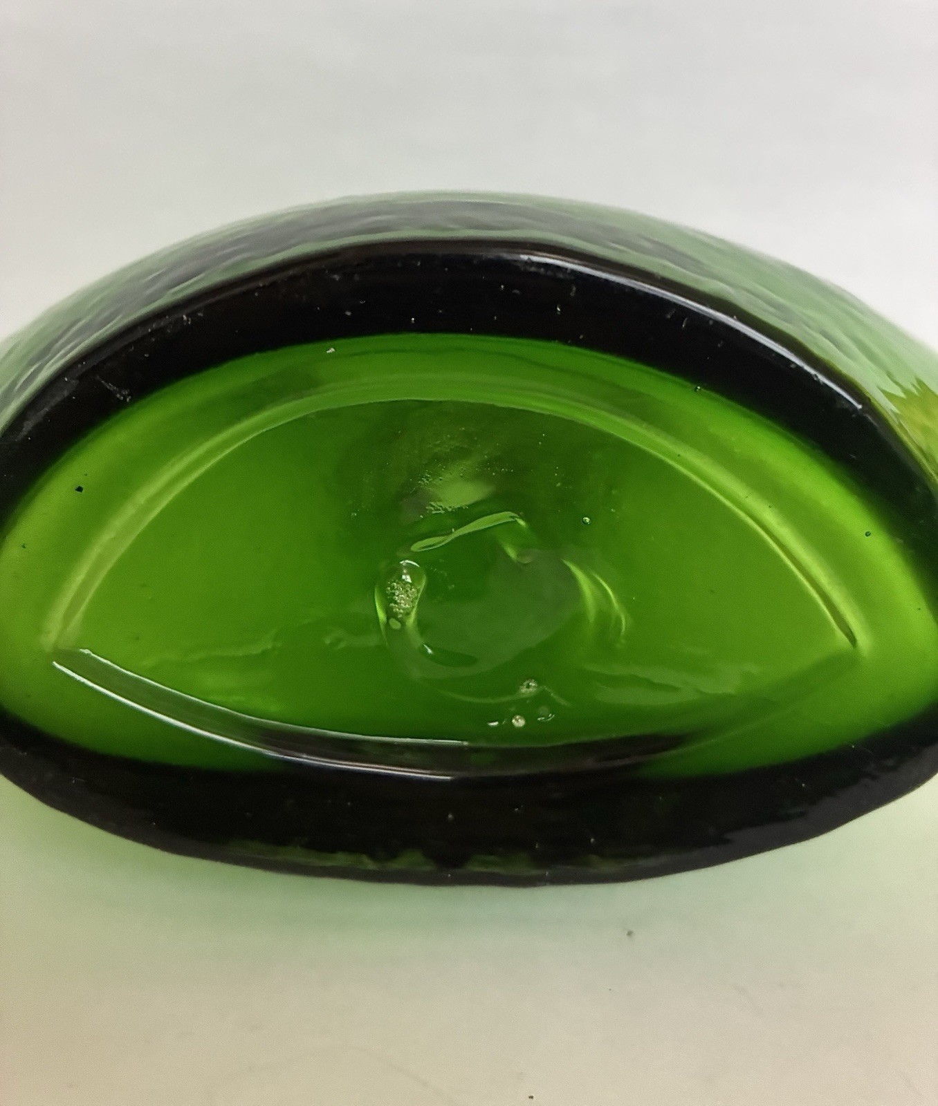 Vintage 7 x 7 Emerald Green MCM Hand Blown Art Glass Vase