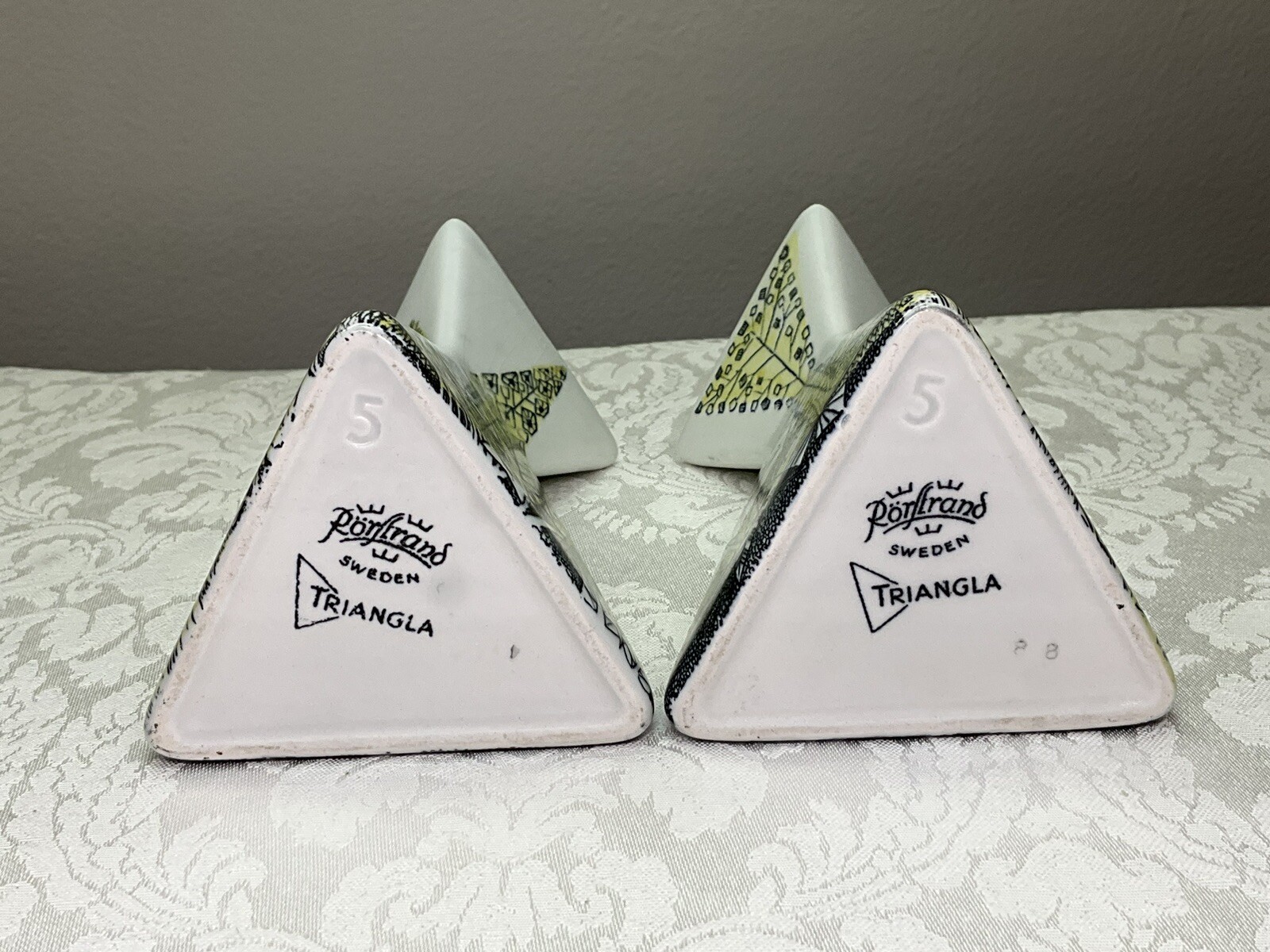 MCM Vintage “Triangla” vase by Rorstrand Sweden Design By Lars Thoren PAIR Read