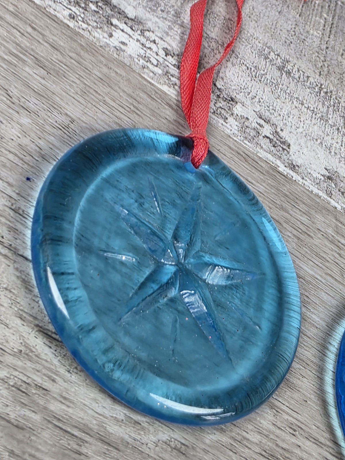 2 Blue Heart Star Suncatcher Medallion Pressed Art Glass 2.5″ Vintage Rare 25c7