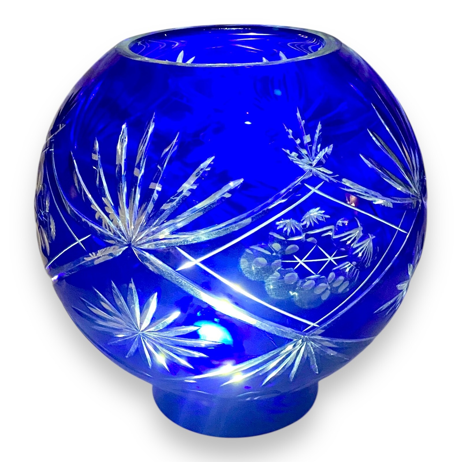 Vintage Bohemian Cobalt Cut-to-Clear Crystal Vase – 9.5″ Wheel Cut Design XL