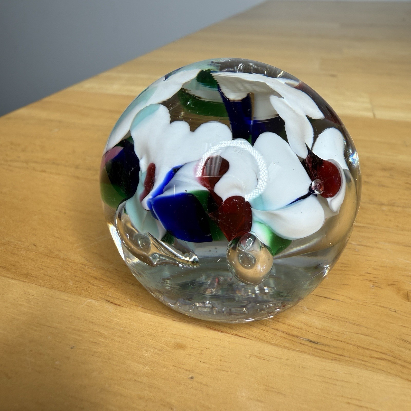 Vintage St Clair Lampwork Art Glass Paperweight Floral Multicolor Read