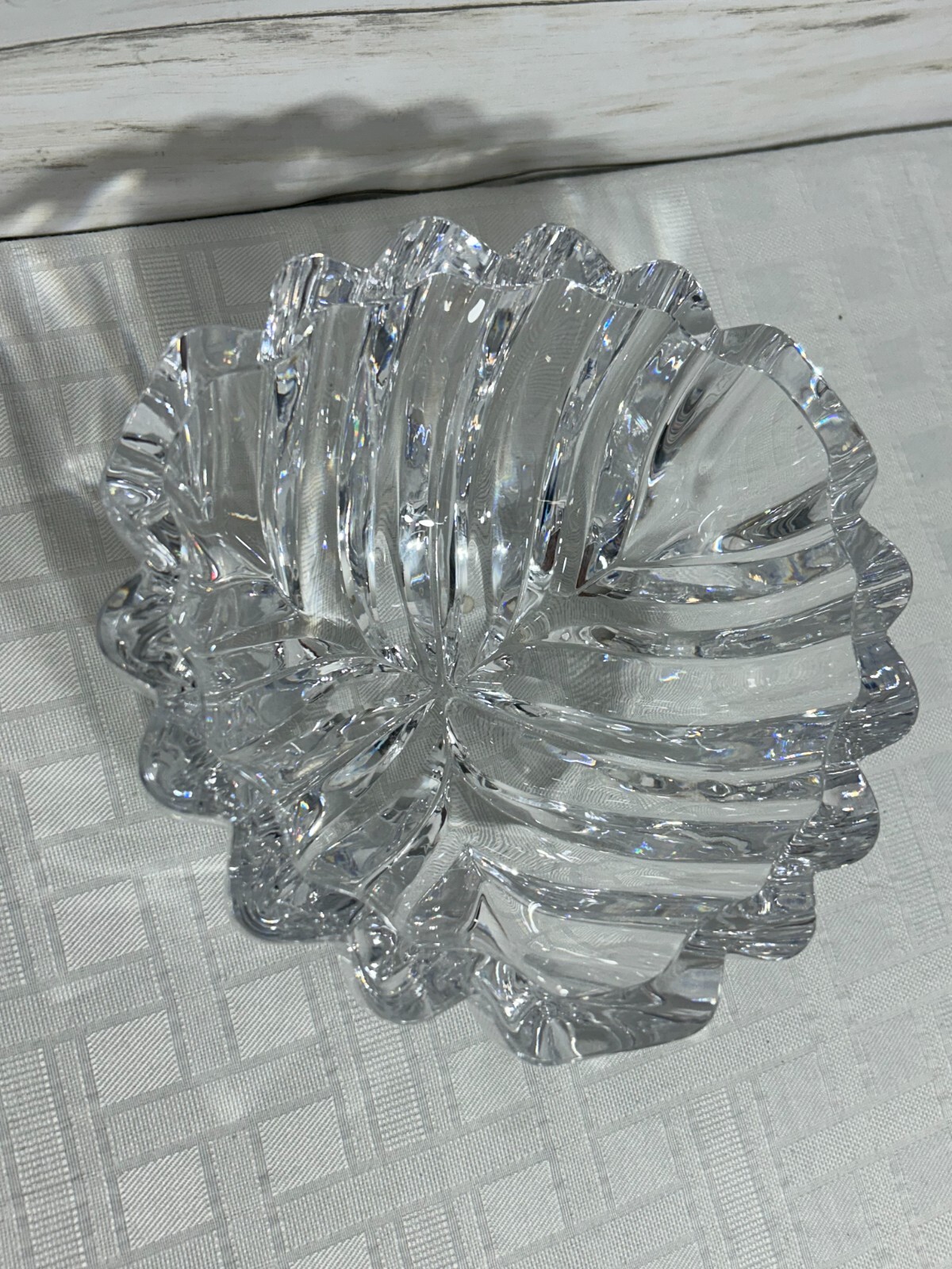 EXQUISITE ORREFORS CRYSTAL CENTERPIECE BOWL SIGNED & NUMBERED BY LARS HELLSTEN