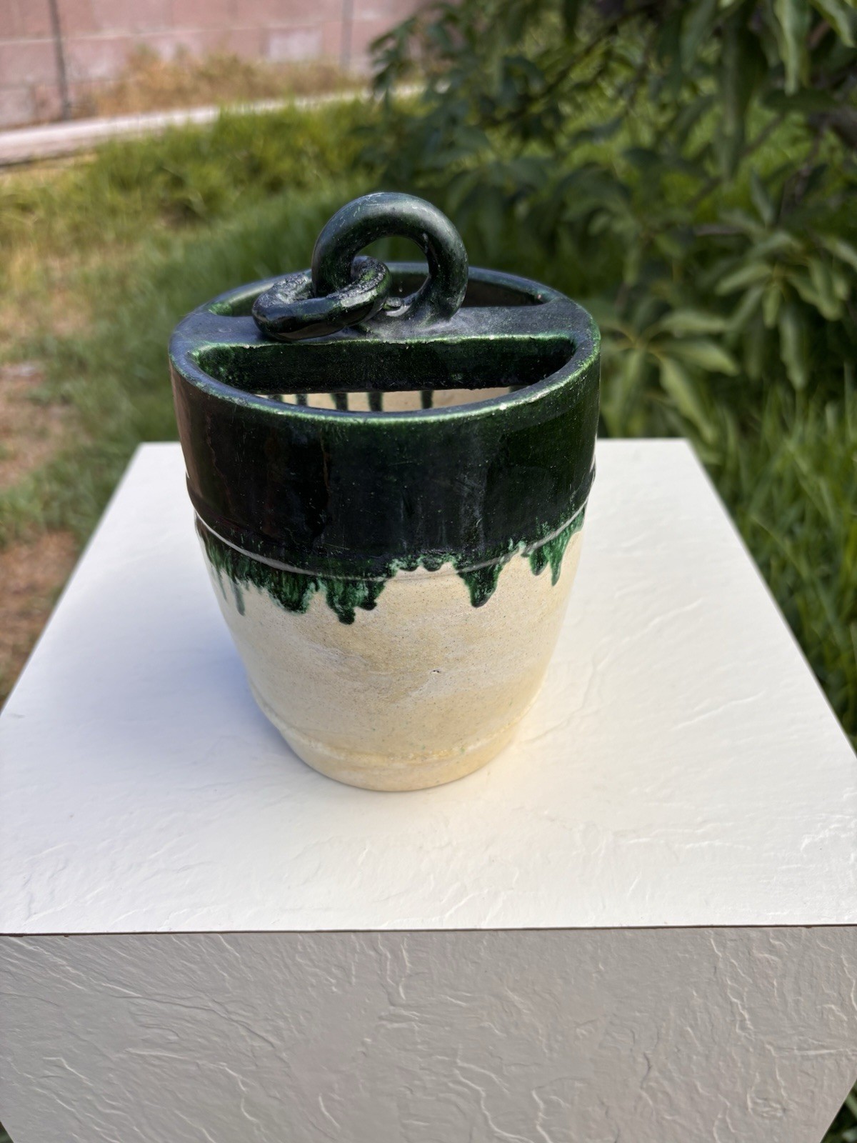 Vtg Studio Pottery Ceramic Jar W/ Sculptural Chain Hanger Green Dip Glaze Handm