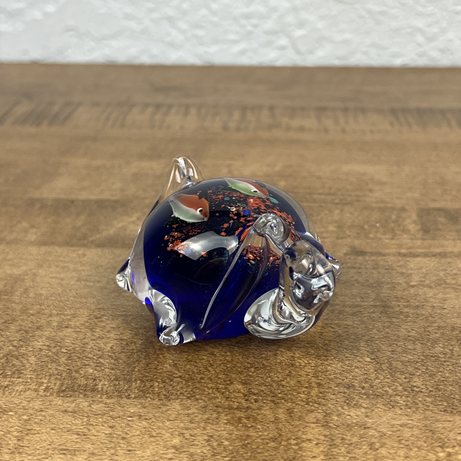 Murano Style Art Glass Sea Turtle W/ Fish Aquarium Figurine Paperweight