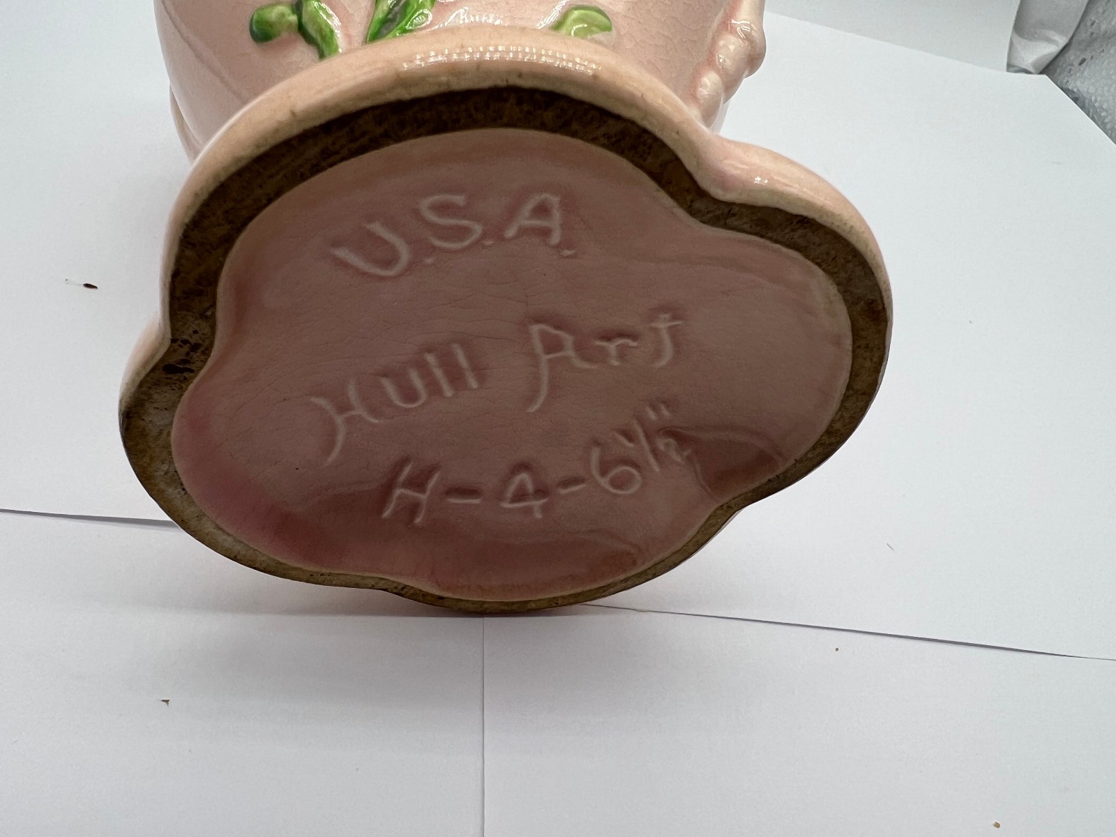 Vtg HULL Art Pottery Flower Vase Handles Pink Magnolia H-4-6 1/2″ In Glaze USA