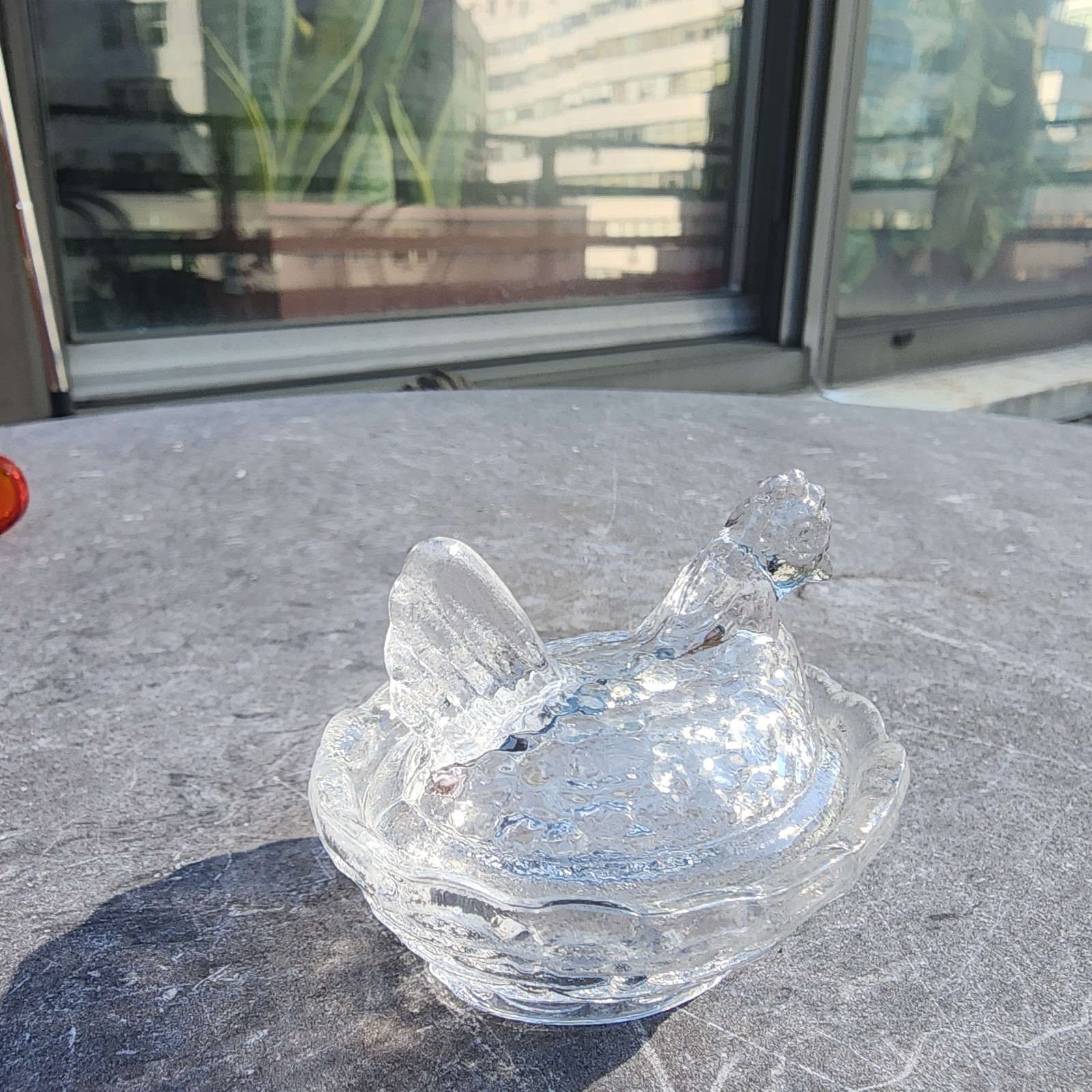 Crystal Clear Hen Chick Salt Seller Trinket Covered Basket Nest Mark R