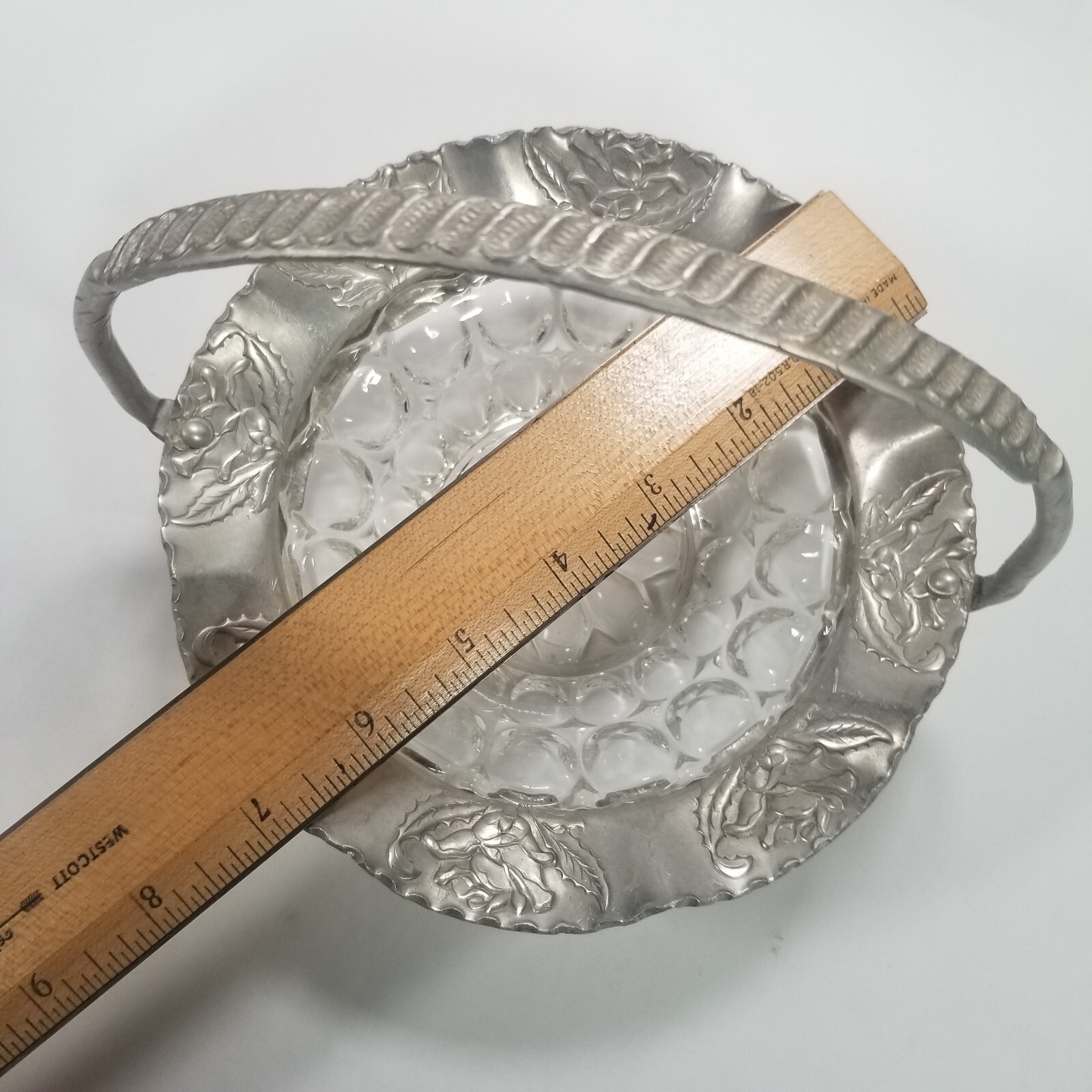 Aluminum & Bubble Glass Insert Bread Candy Basket with Ribbed Handle 7″ Diameter