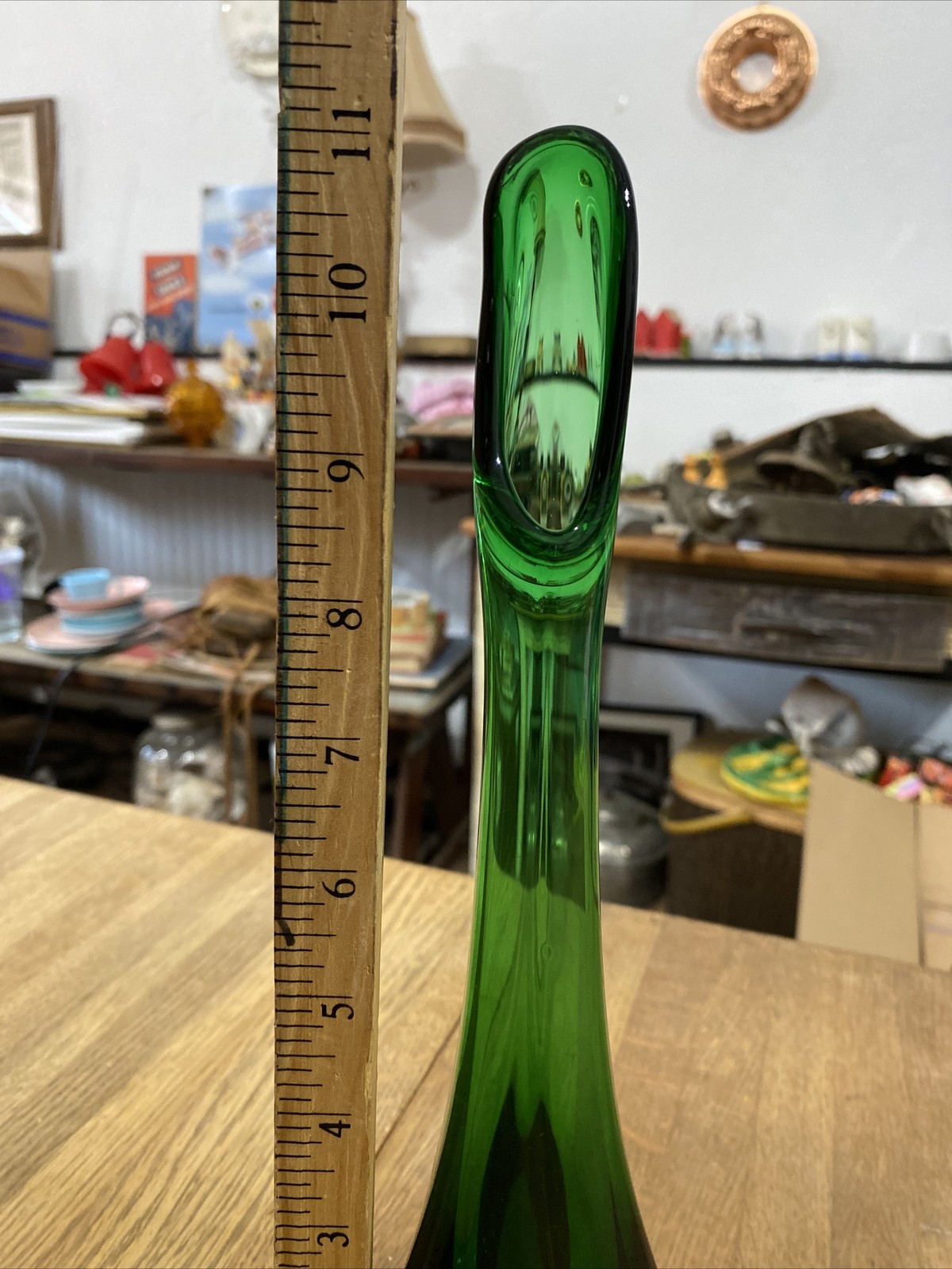 Vintage MCM Viking Glass Evergreen Swung Vase~ Trefoil Bud~ 11” Tall~ Look/Read!