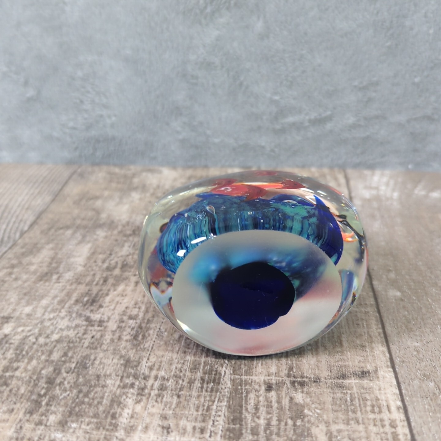 Vintage Fish Aquarium Blown Glass Art Paperweight Handcrafted Marine Decor 4″
