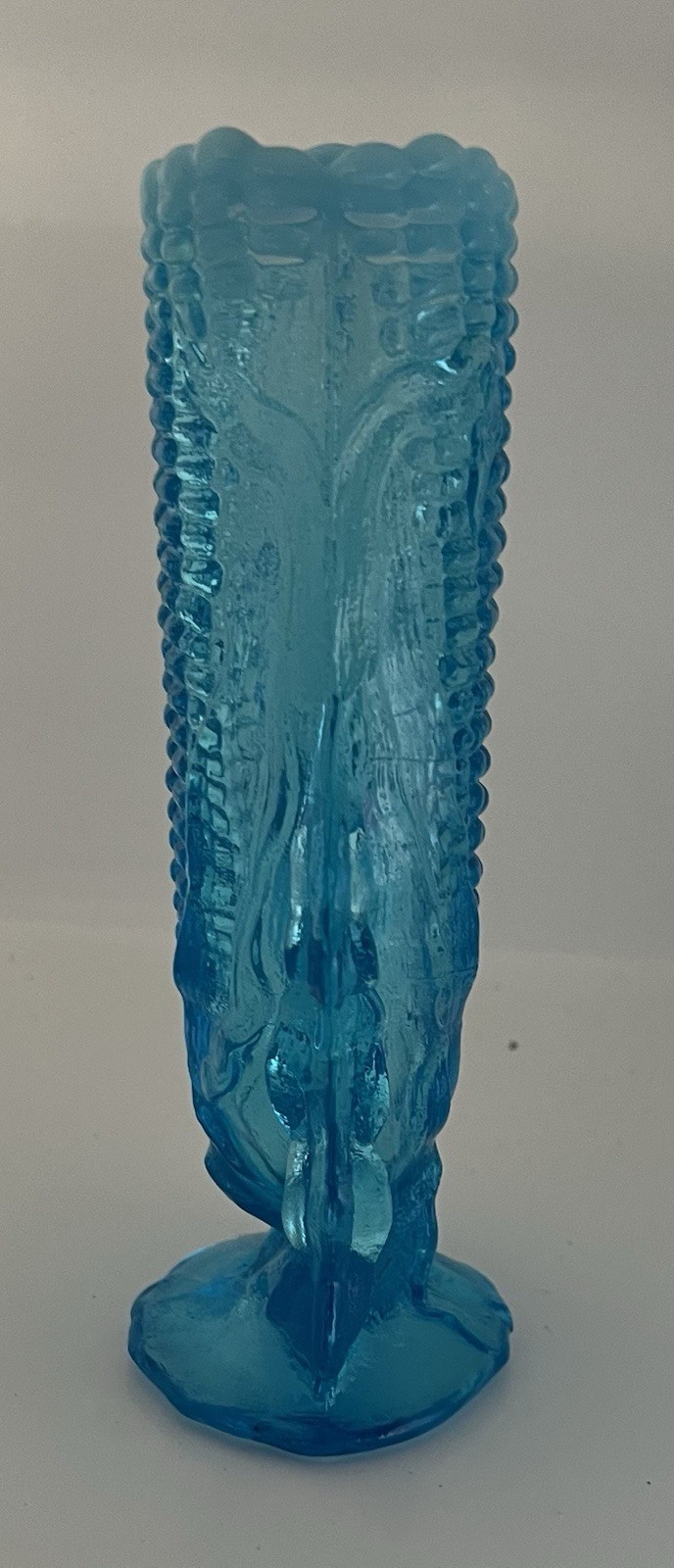 Vintage 1950s L.G. Wright Blue Opalescent Glass Corn 7-1/4” Footed Vase