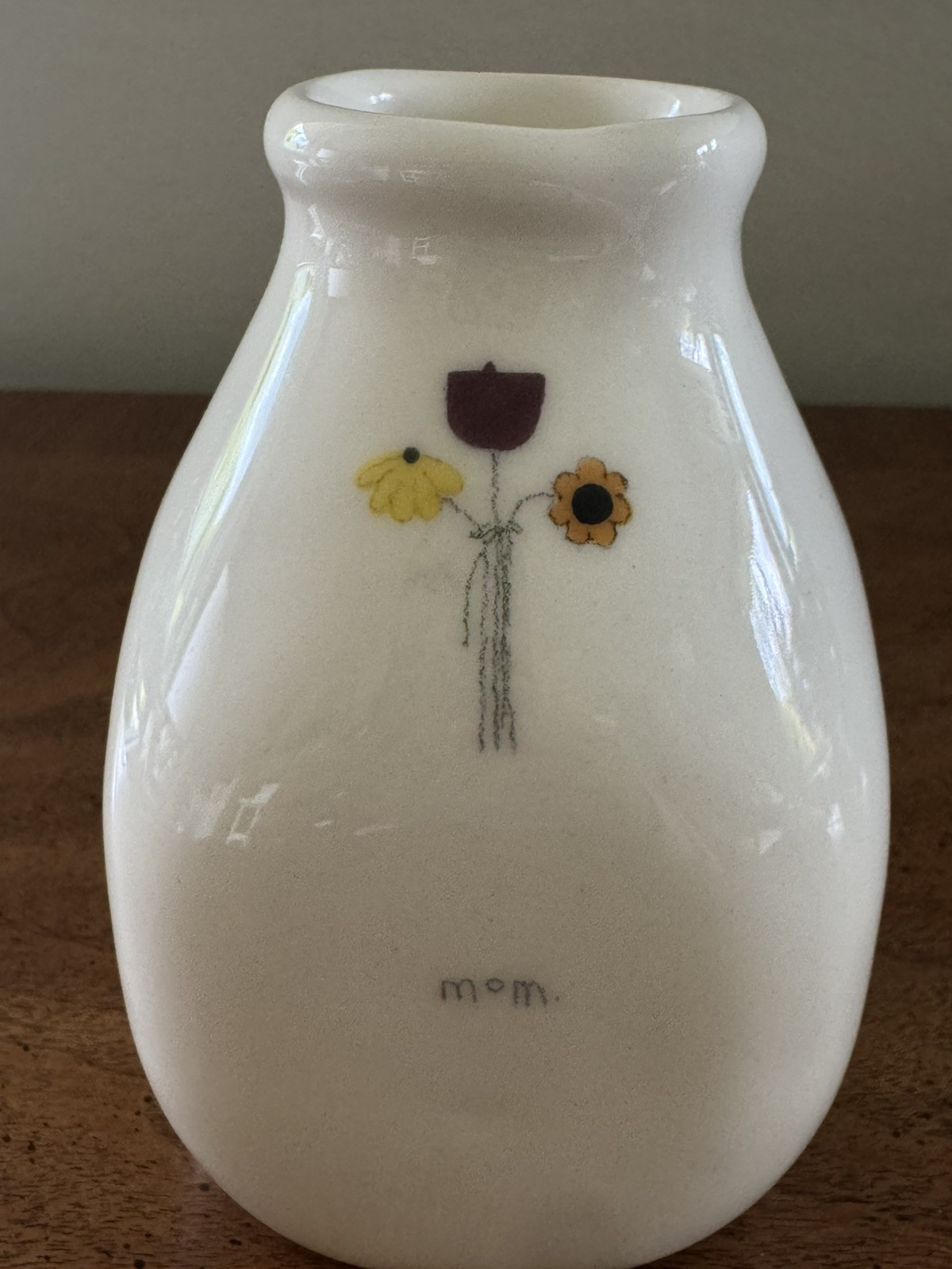 Vintage 1997 Beth Mueller Handmade “Mom.” Pitcher Vase, Signed by Artist, 4.75”
