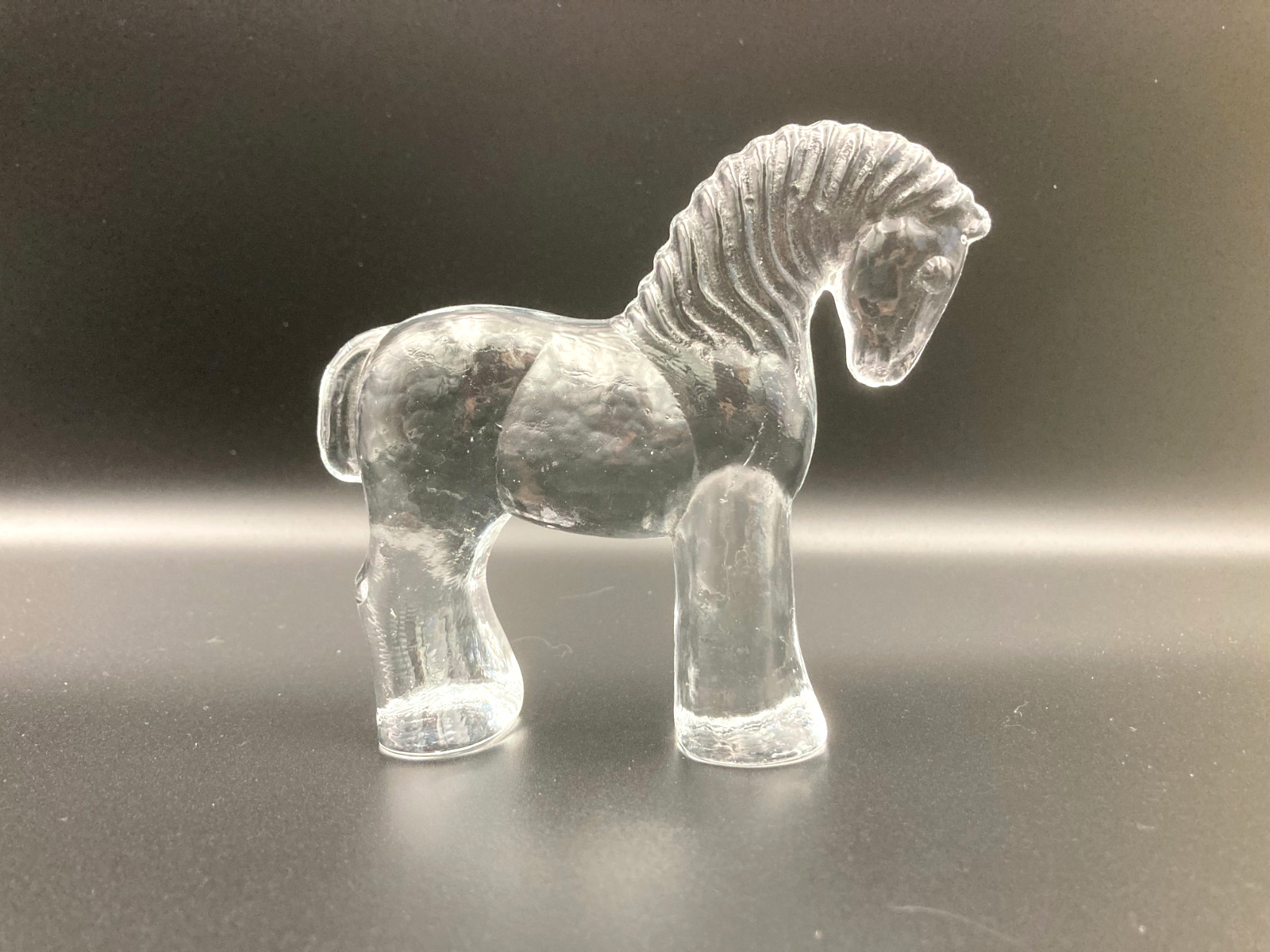Kosta Boda Glass Horse Zoo Series Flat Back Bertil Vallien Design