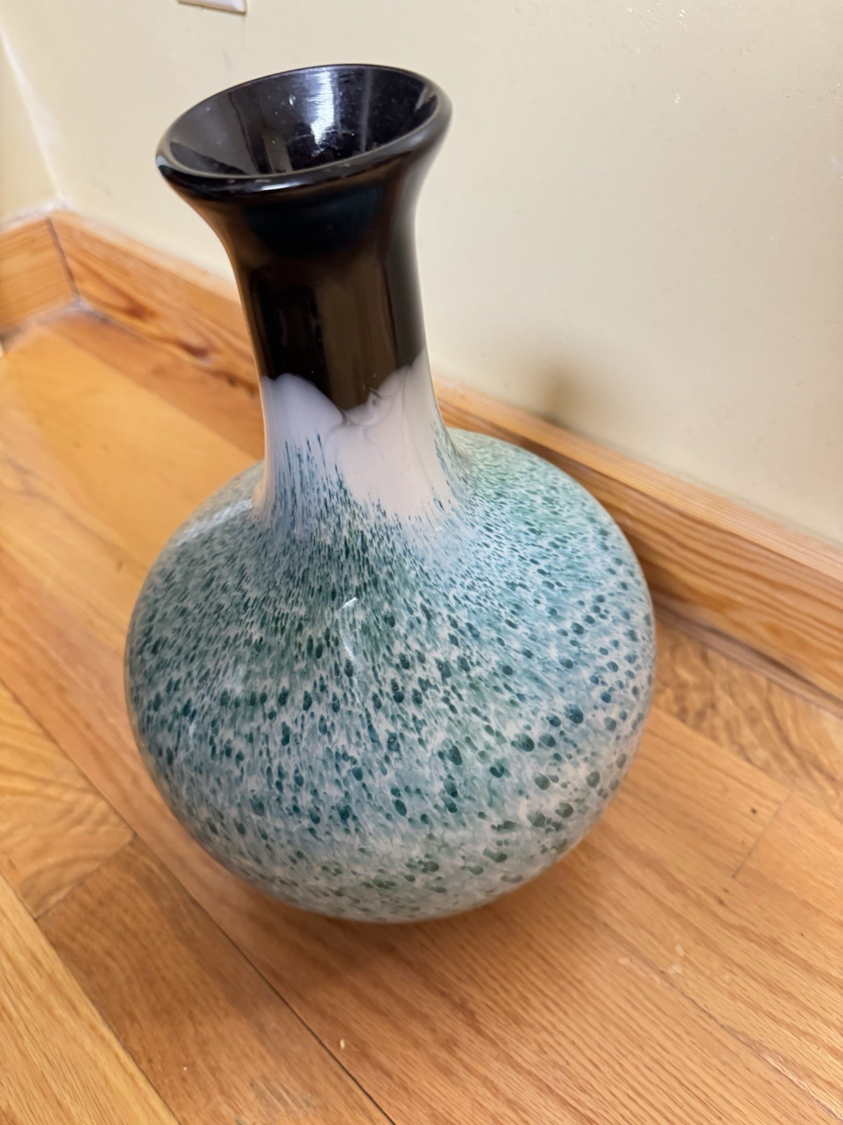Rare Mid Country Art Glass Vase