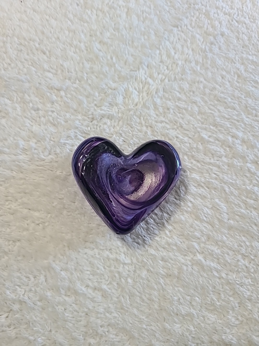 Glass Purple Swirled Heart Paperweight 2.5in X 2.5in
