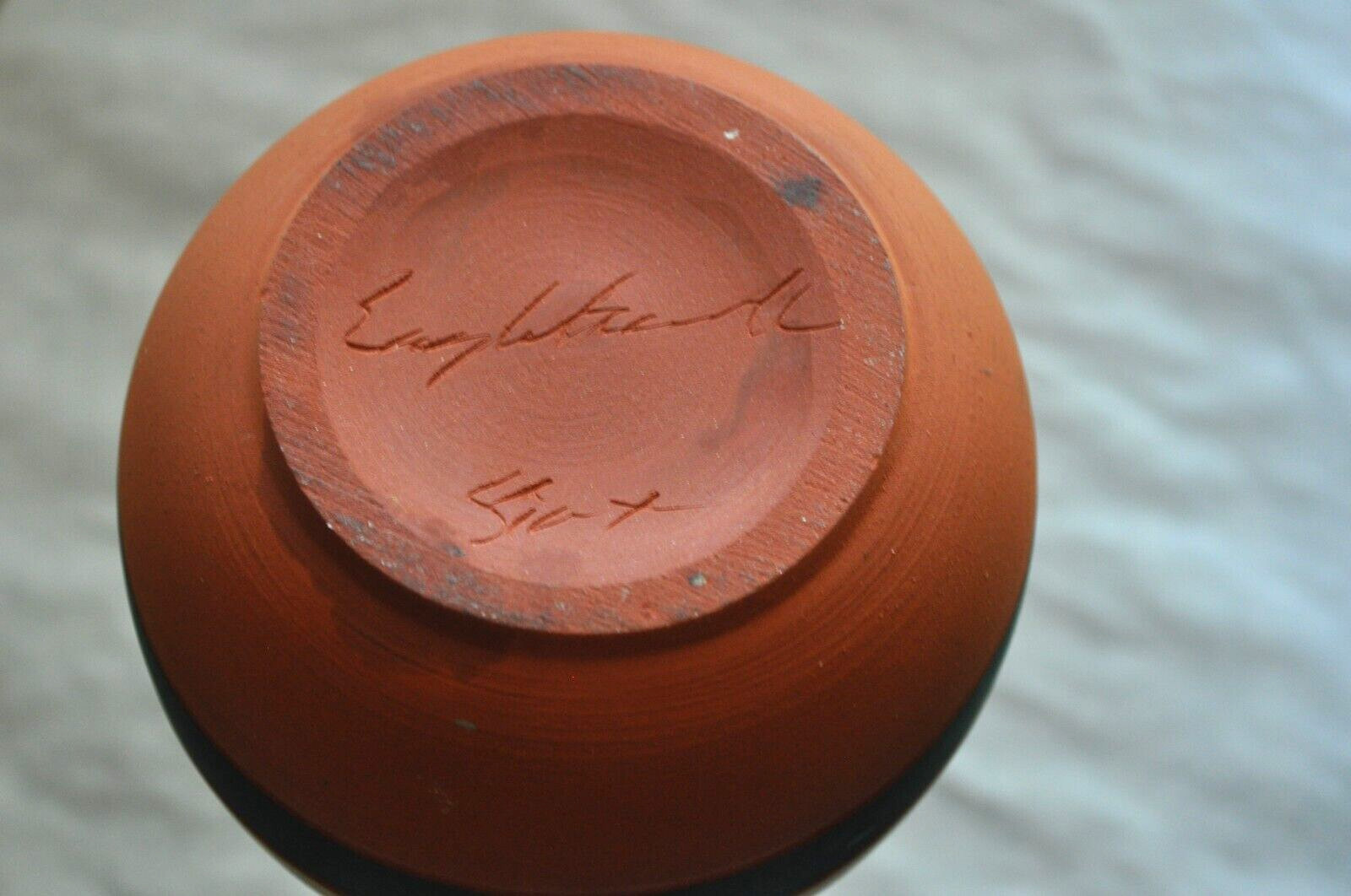 Sioux Pottery Native American 7 5/8″ tall Painted Clay Vase-Signed