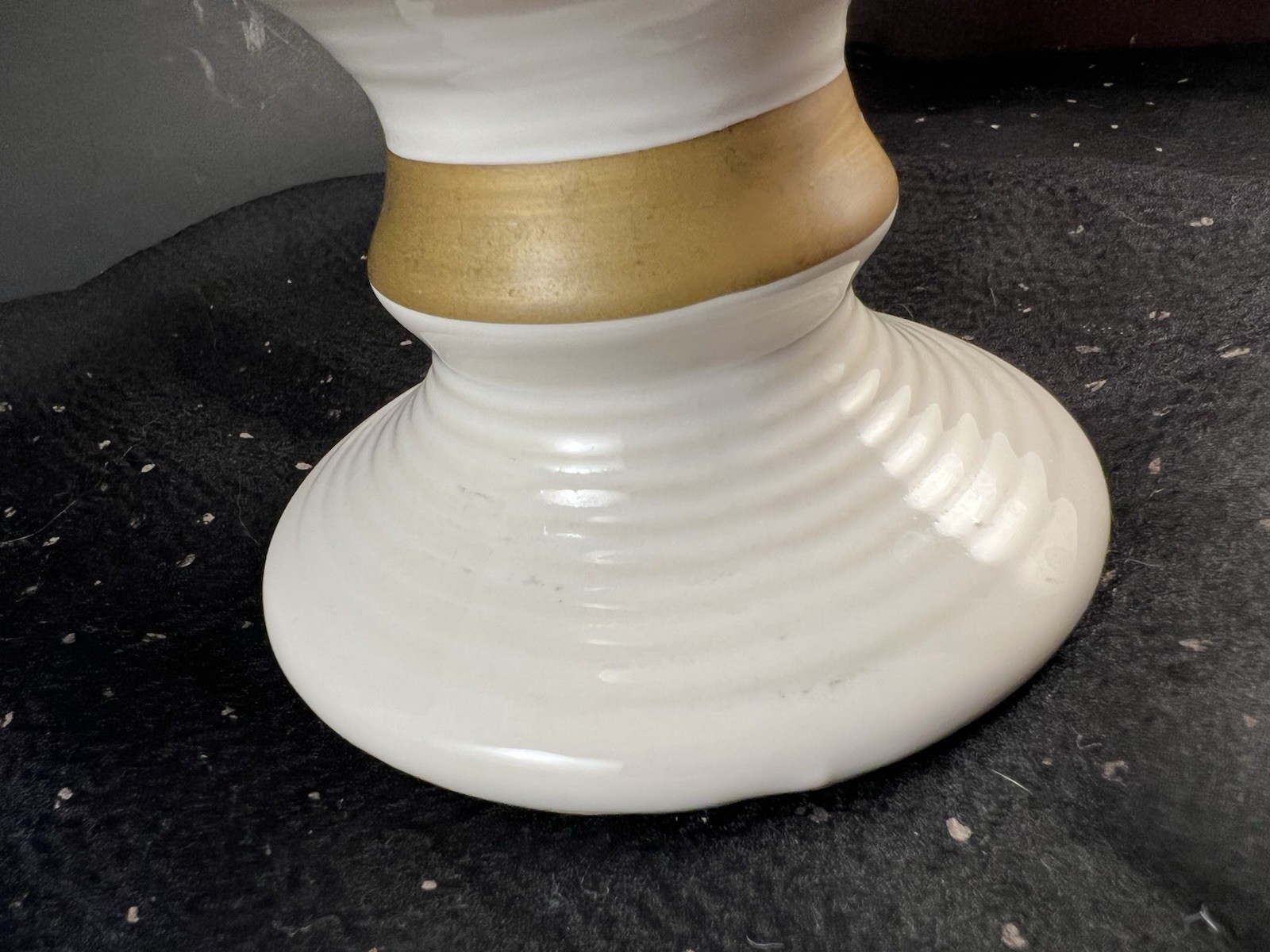 Vintage Hull Pottery 101 Gold Medal Flowerware Vase Mid Century White Ribbed