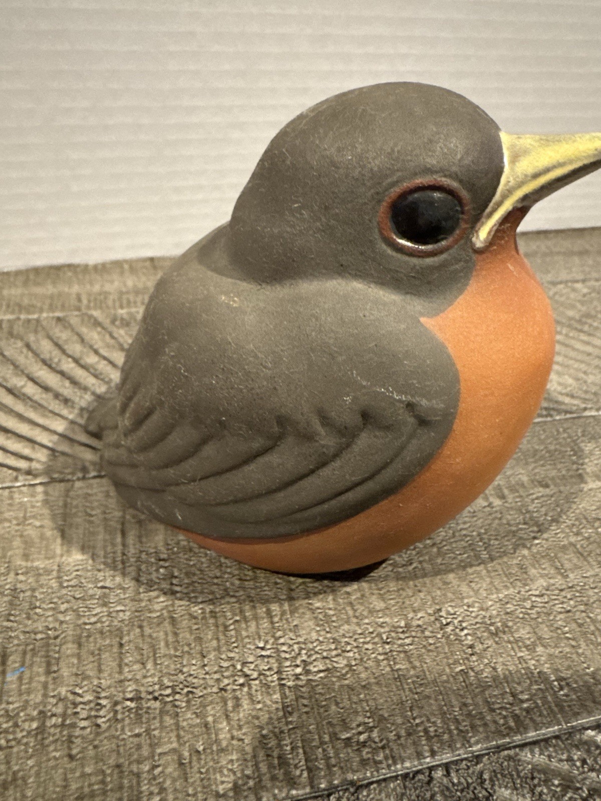 Large Robin Pottery Sculpture By Columbus Artist “Chester Nicodemus (1091-1990)