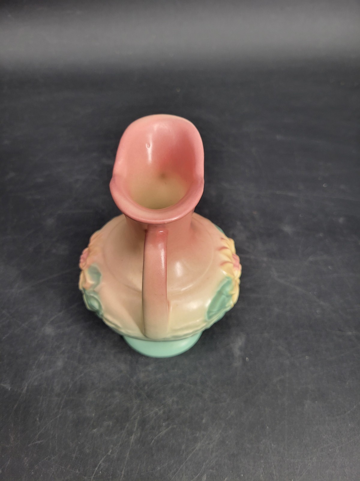 Vintage 1940s Hull Pottery U.S.A. Water Lily Line L-2 5 1/2 Inch 2-Handled Vase