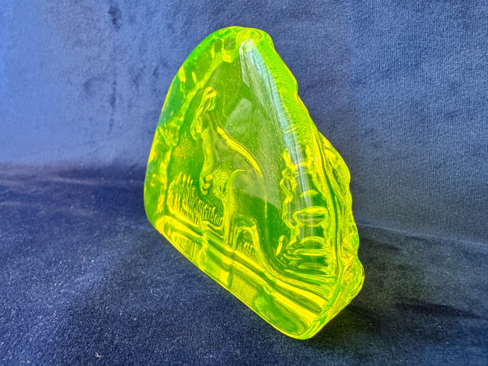 Uranium Glass Kangaroo Solid Paperweight in Vaseline Czech New Glows Green