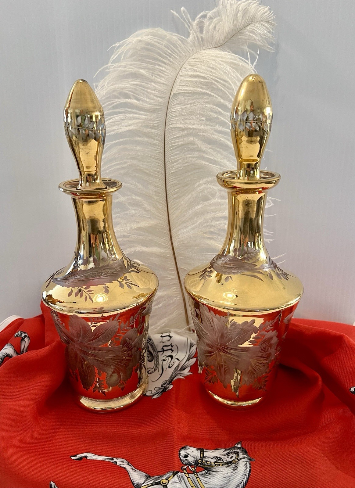 Irice Czech Pair Art Glass Dresser Perfume/Cologne Bottles Gold Cut To Clear