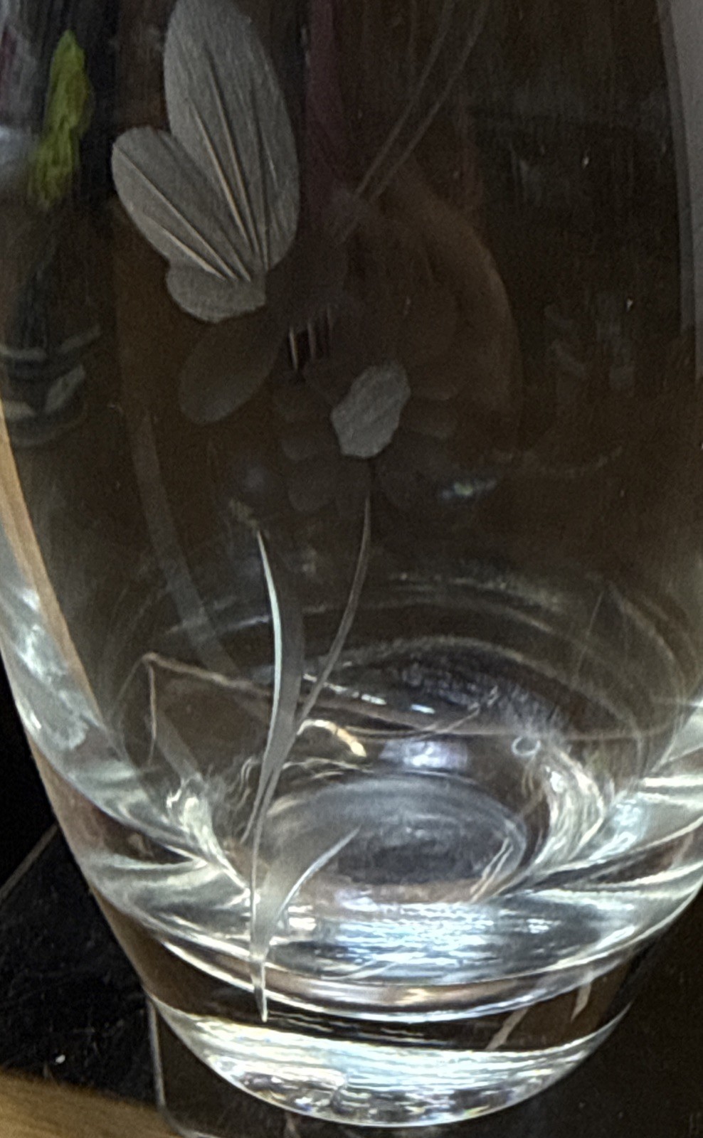 Contemporary Clear Glass Vase Etched Butterfly Floral Design Heavy Base