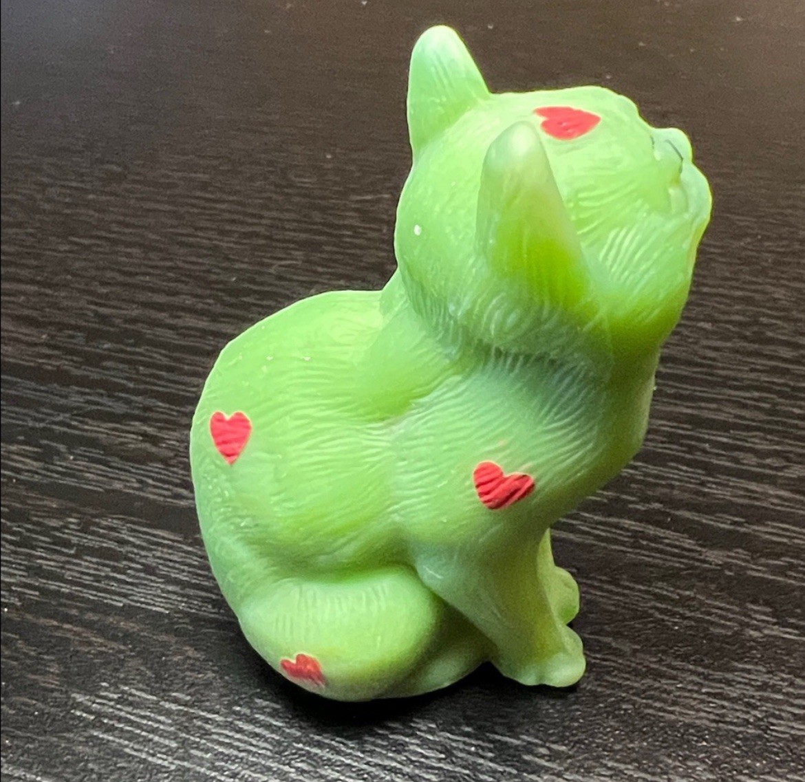 RARE Early Mosser glass sitting cat Green Slag Glass Factory Handpainted