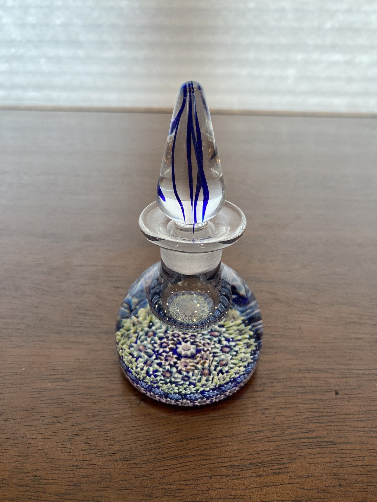 BEAUTIFUL VTG PERTHSHIRE Floral Glass Perfume Bottle Paperweight W/Stopper 5″H