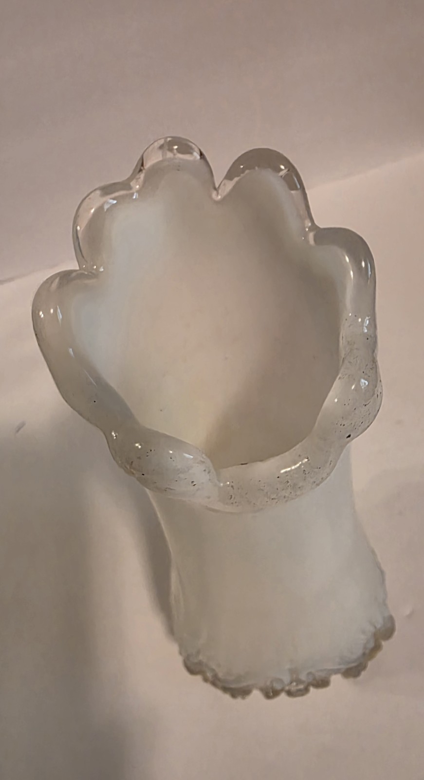 Piasa Bird By Sowerby Glass Co, 1988 – 1905, White Opalescent