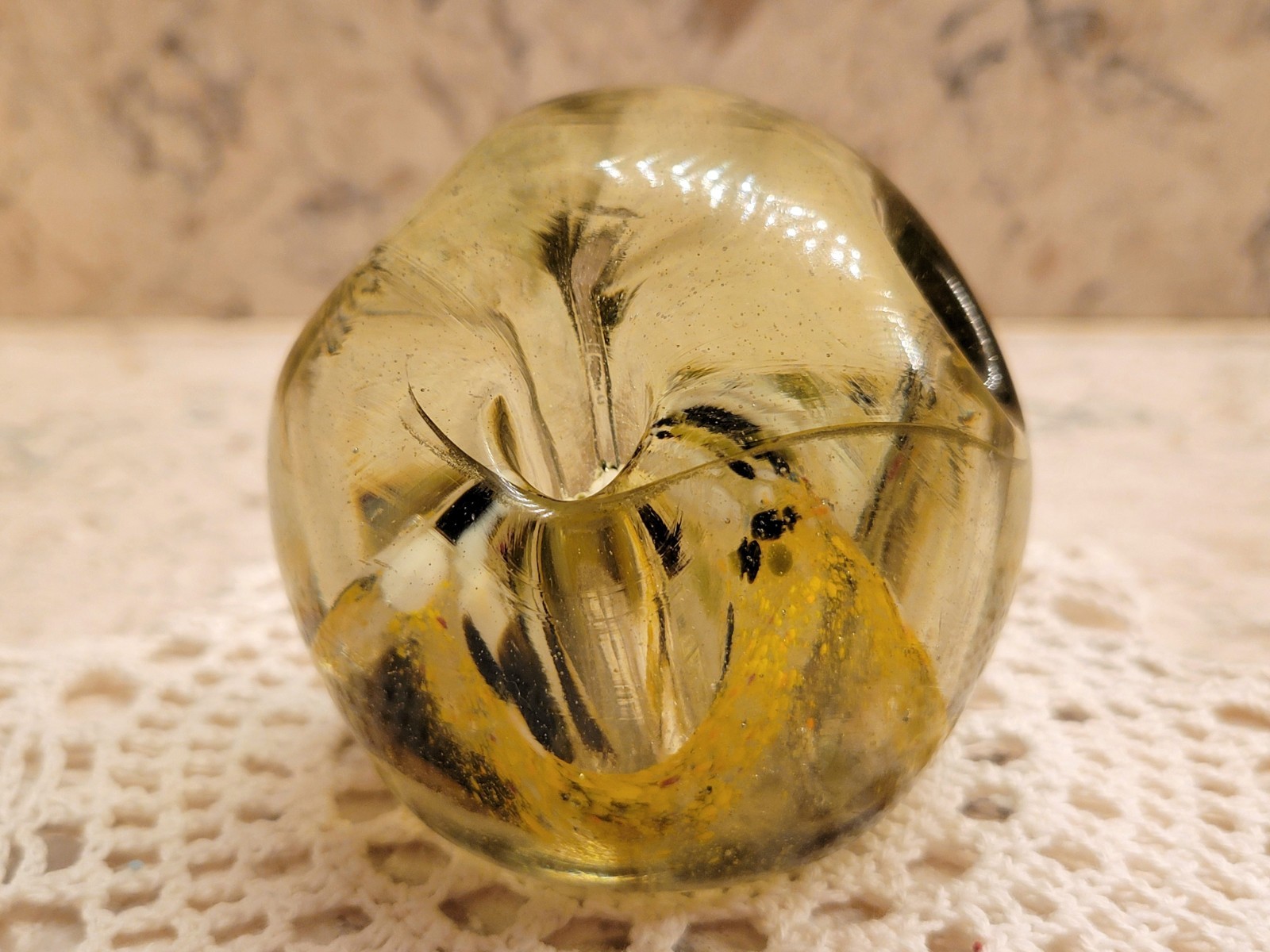 VINTAGE MURANO STYLE ART GLASS HAND BLOWN PAPERWEIGHT YELLOW WHITE BROWN SWIRLS