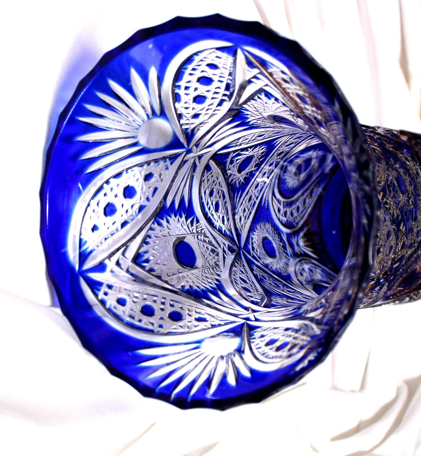 Vintage Gus Khrustalny Cobalt Blue Cut to Clear 24% Lead Crystal 16.5″ Vase #66