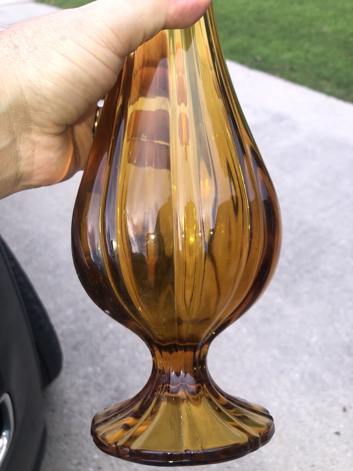 Vintage Mid Century Modern LE Smith Art Glass Petal Amber Swung Vase 17” Retro