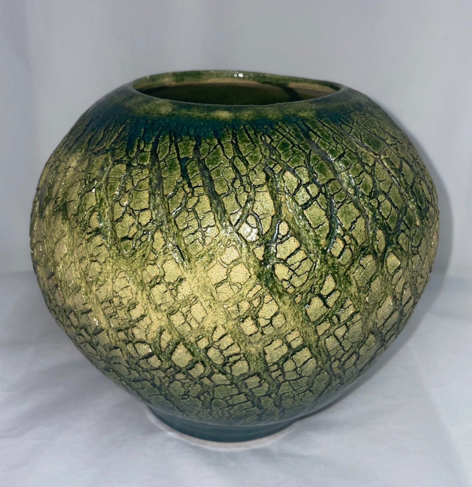 Vtg Kera Textured Green Spherical Vase Ceramic Artist Signed 6 1/2 Inches High