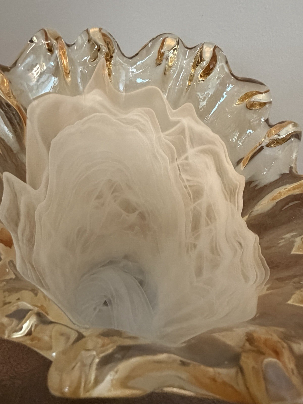 Unique Art Glass Vase Cream/White & Clear Swirl Ruffled Rim No Tag Murano?