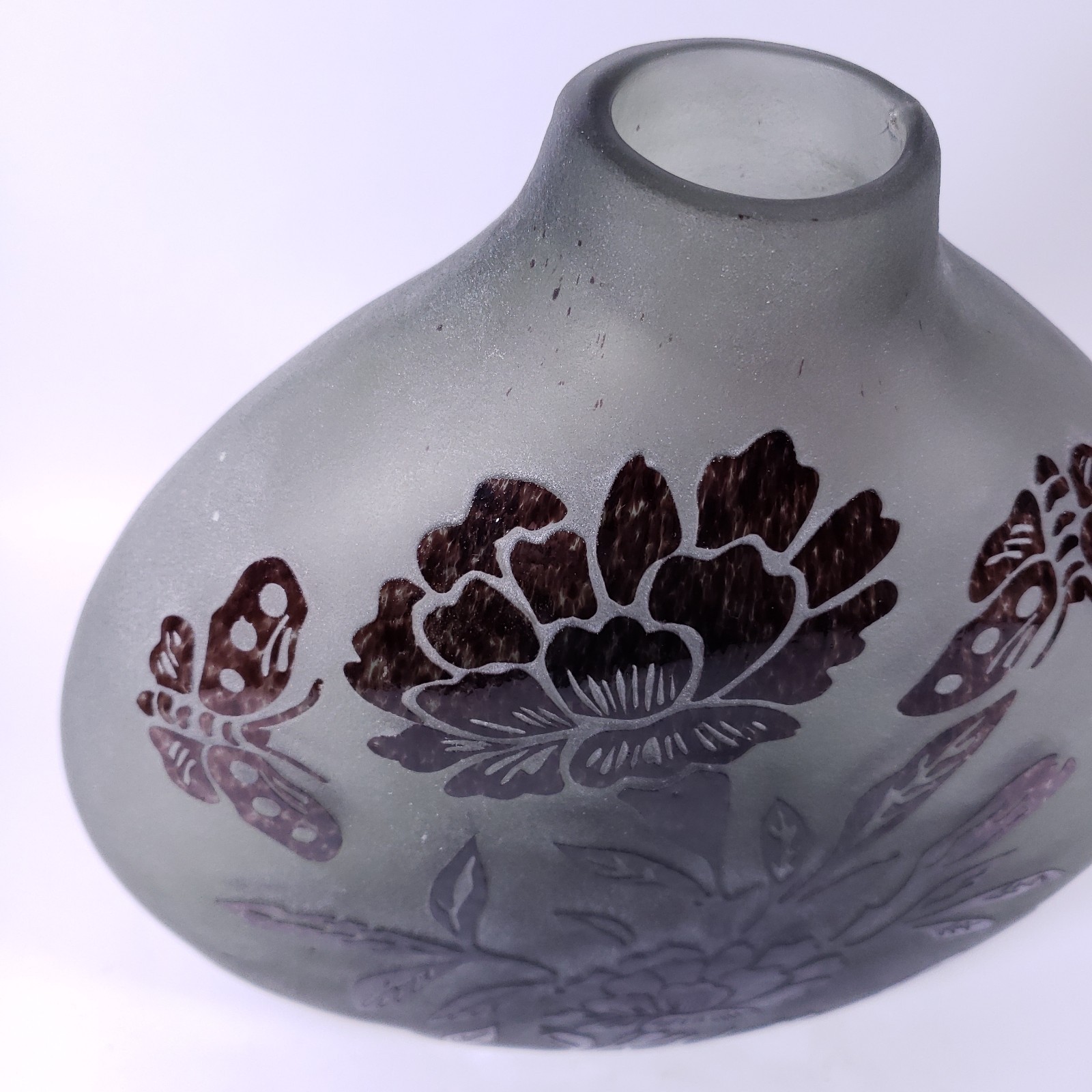 CAMEO Acid Etched Amethyst Purple Floral Butterfly Frosted GLASS VASE