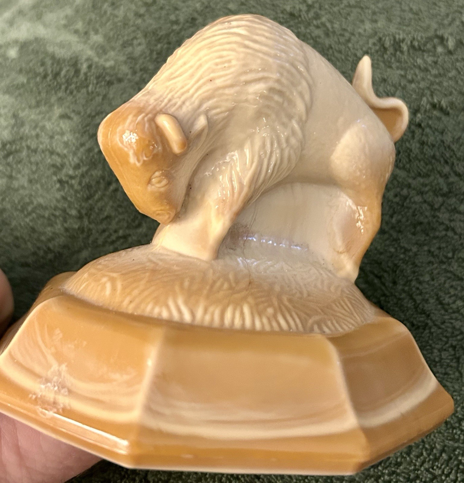 Joe St Clair Brown Bison Buffalo Carmel Slag Art Glass Paperweight 3″