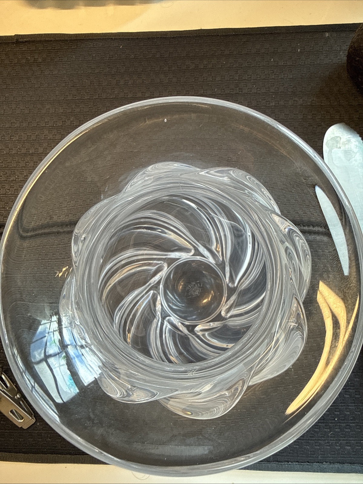 Crystal Art VANNES Twisted Design Heavy 7″ Glass Belly Vase France Mint MCM
