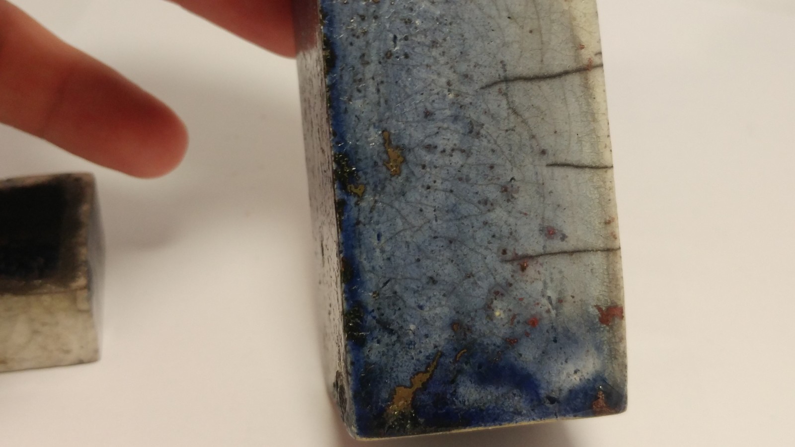 Intriguing Signed RAKU Studio Pottery Box / Small Container Brian Brooshin ?