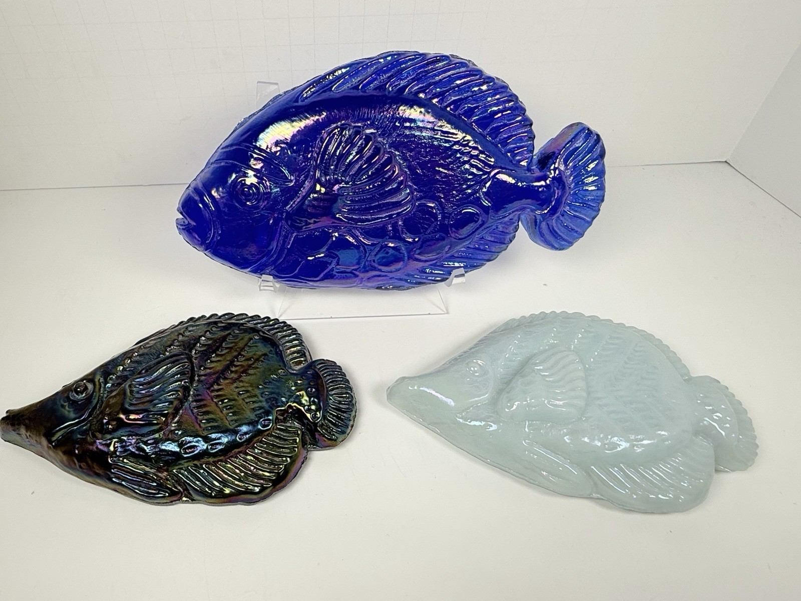 Lot Of Unique Art Glass Molded Iridescent Fish Paperweights