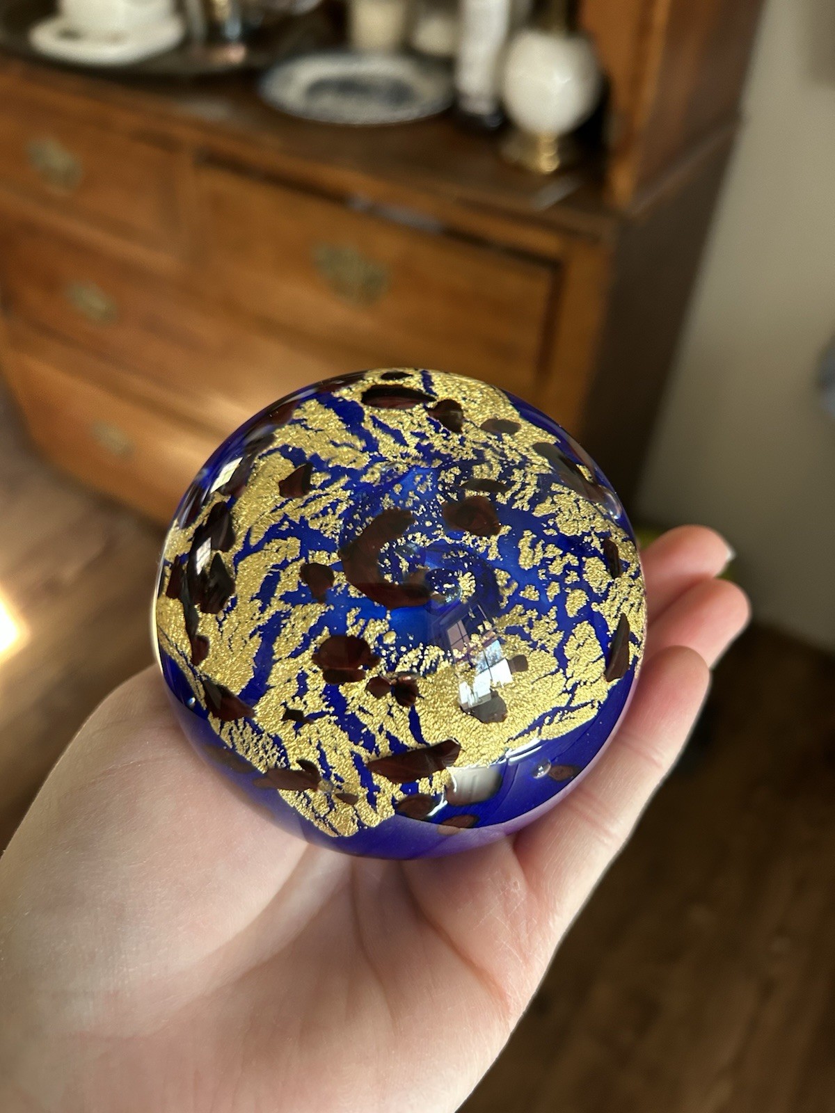 Robert Held Cobalt Blue Gold Foil Round Paperweight Signed & Original Sticker